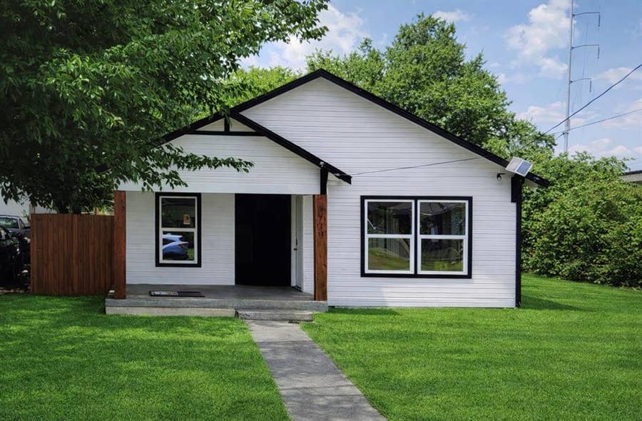 Property photo for 2739 Lawrence Street, Dallas, TX