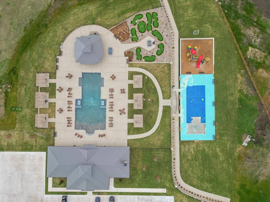 Property photo for TBD Bovine Court, Oak Leaf, TX