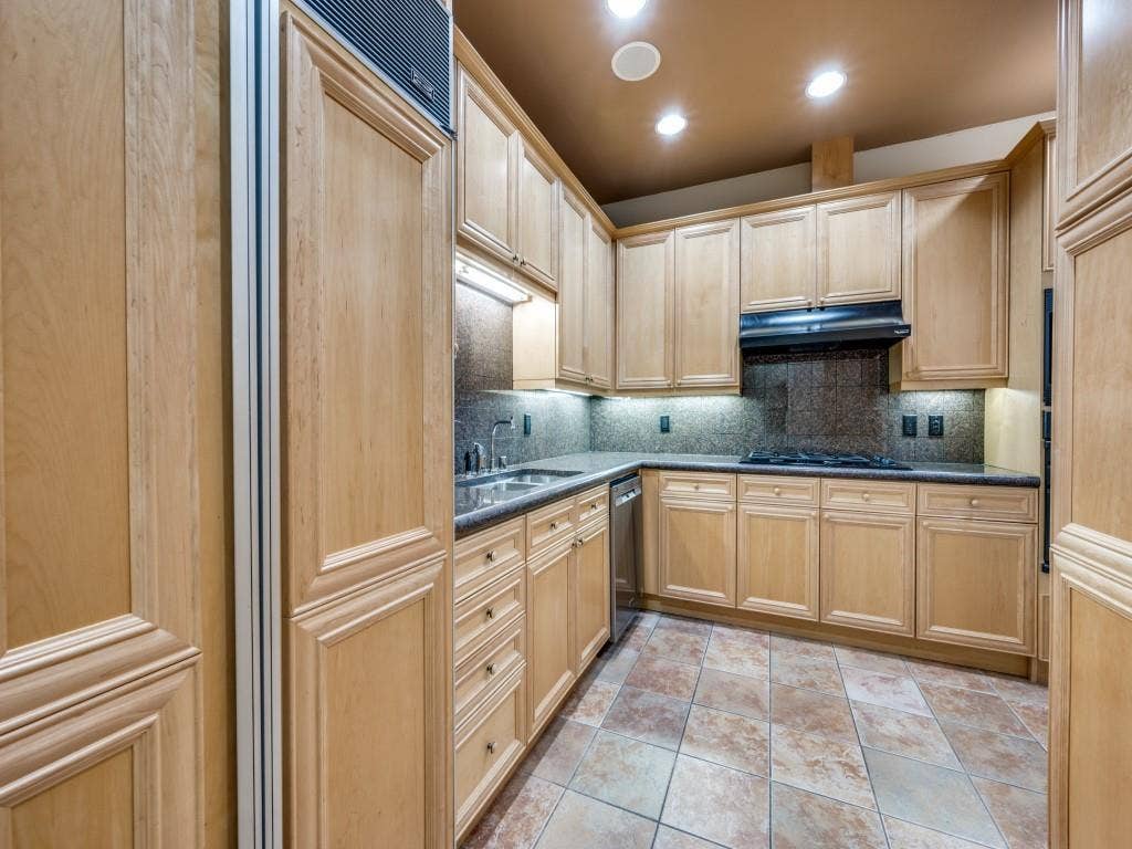 3401 Lee Parkway, #102, Dallas, TX 75219