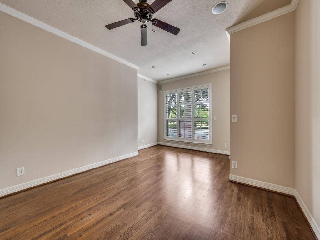 3401 Lee Parkway, #102, Dallas, TX 75219