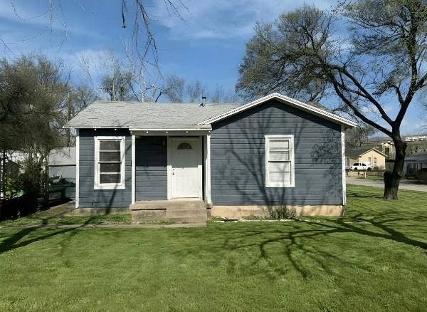 Property photo for 2750 Beverly Hills Drive, Sansom Park, TX