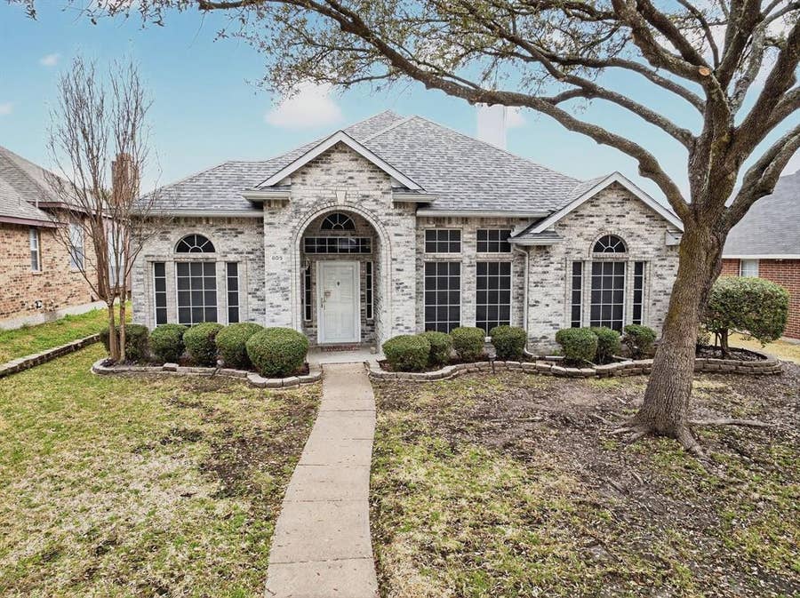 Property photo for 809 Yosemite Trail, Mesquite, TX