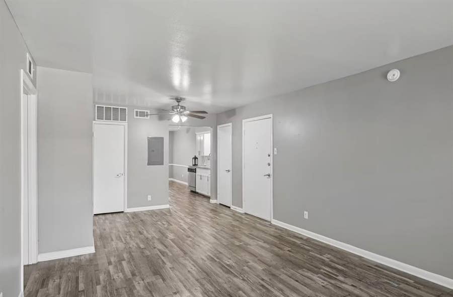 Property photo for 6151 E Mockingbird Lane, Dallas, TX