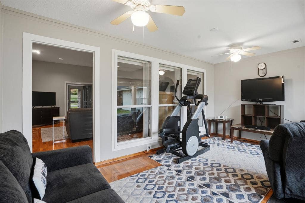 411 Whispering Hills Drive, Duncanville, TX 75137 411 Whispering Hills Drive, Duncanville, TX 75137