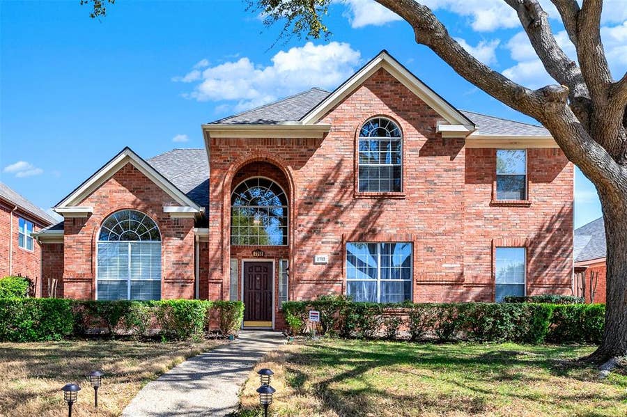 Property photo for 2712 WICKHAM Court, Plano, TX