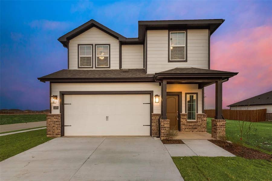 Property photo for 257 Cranz Farm Drive, Saginaw, TX