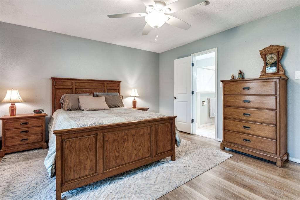 5 Huckleberry Lane, Star Harbor, TX 75148 Bedroom 2 facing Bath 2