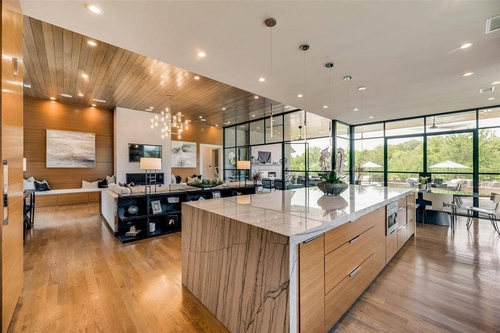1501 The Rock, Rockwall, TX 75087 CHEF KITCHEN