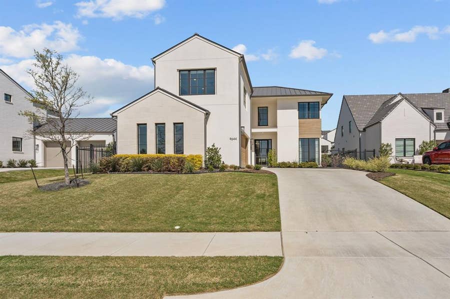 Property photo for 9644 Latour Lane, Fort Worth, TX