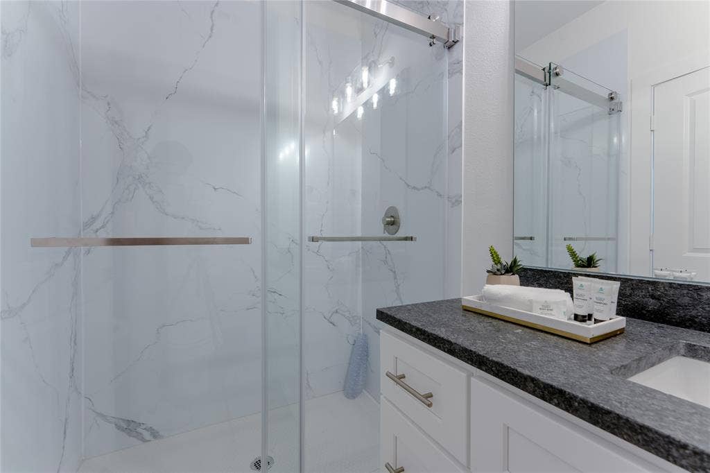 2025 Empire Central Drive, #101, Dallas, TX 75235