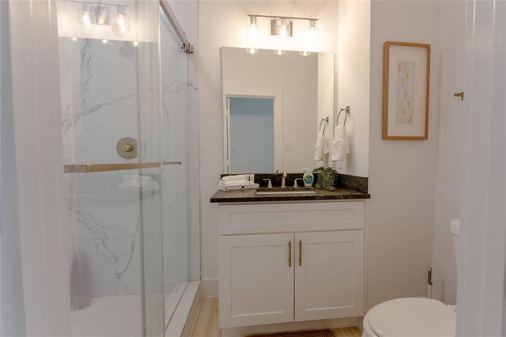 2025 Empire Central Drive, #101, Dallas, TX 75235