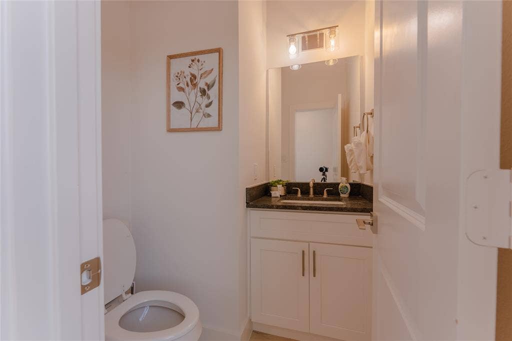 2025 Empire Central Drive, #101, Dallas, TX 75235