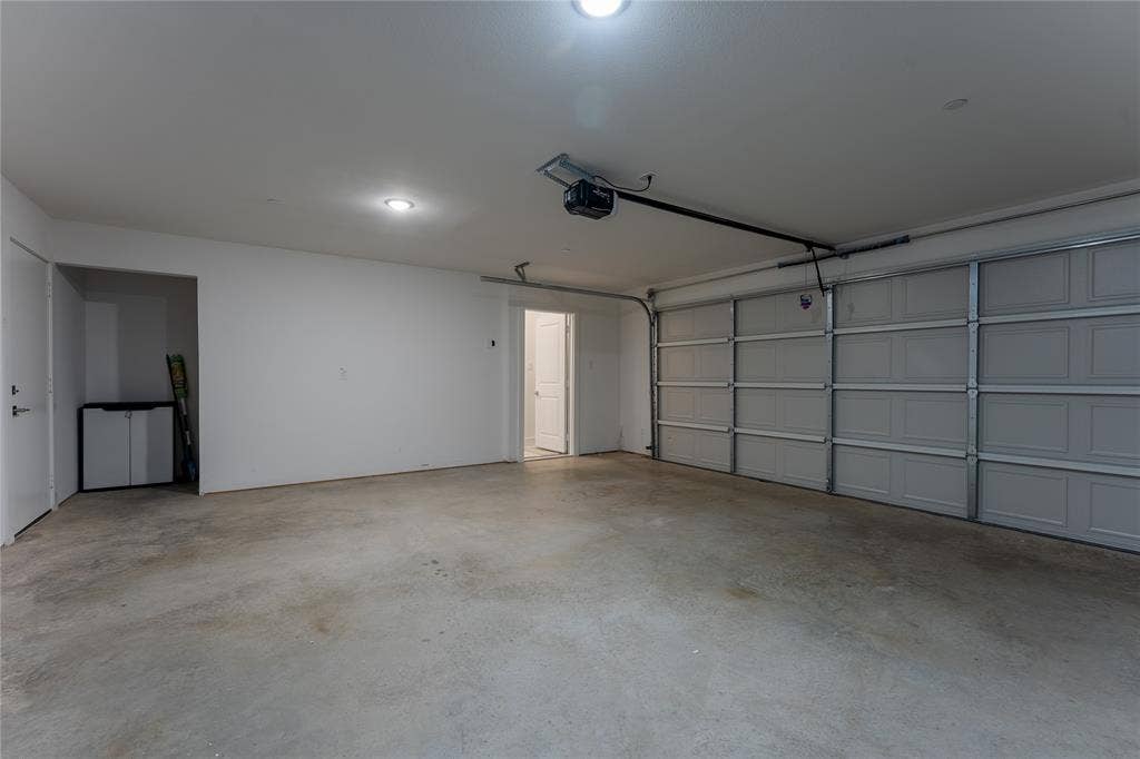 2025 Empire Central Drive, #101, Dallas, TX 75235