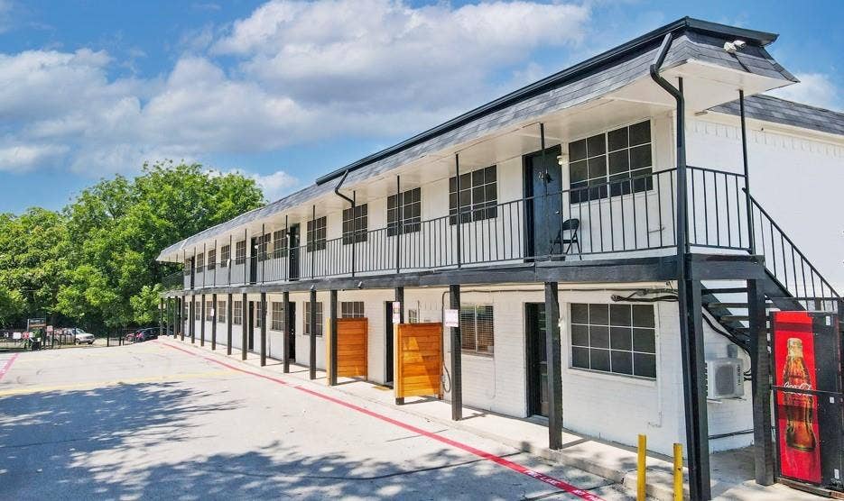 2910 Prichard Lane, Dallas, TX 75227 2910 Prichard Lane, Dallas, TX 75227