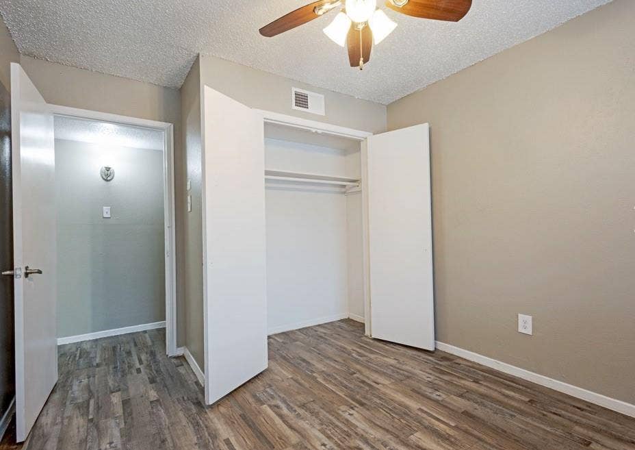 2910 Prichard Lane, Dallas, TX 75227 2910 Prichard Lane, Dallas, TX 75227