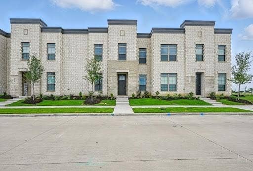 Property photo for 2128 Layla Drive, Waxahachie, TX