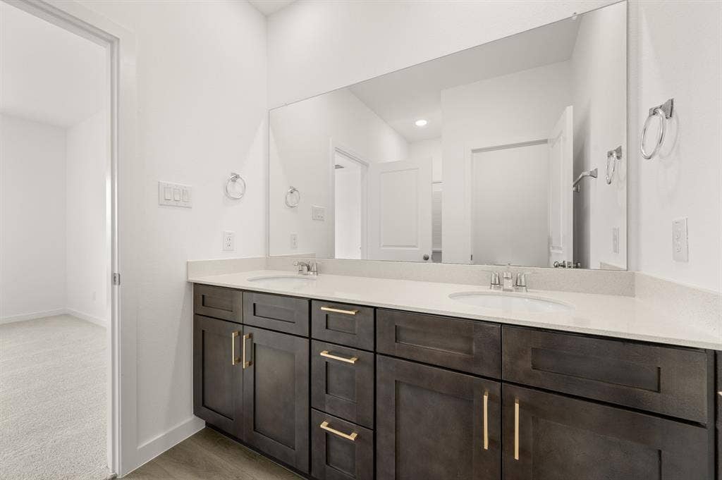 5704 Lakeview Drive, Watauga, TX 76148 5704 Lakeview- Primary Suite-6