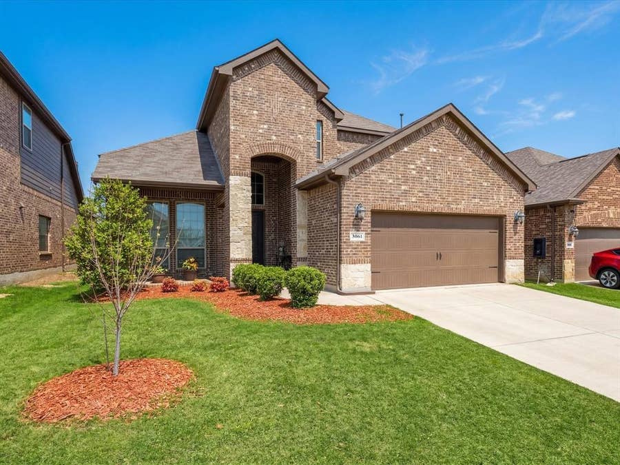 Property photo for 3061 Bella Lago Drive, Fort Worth, TX