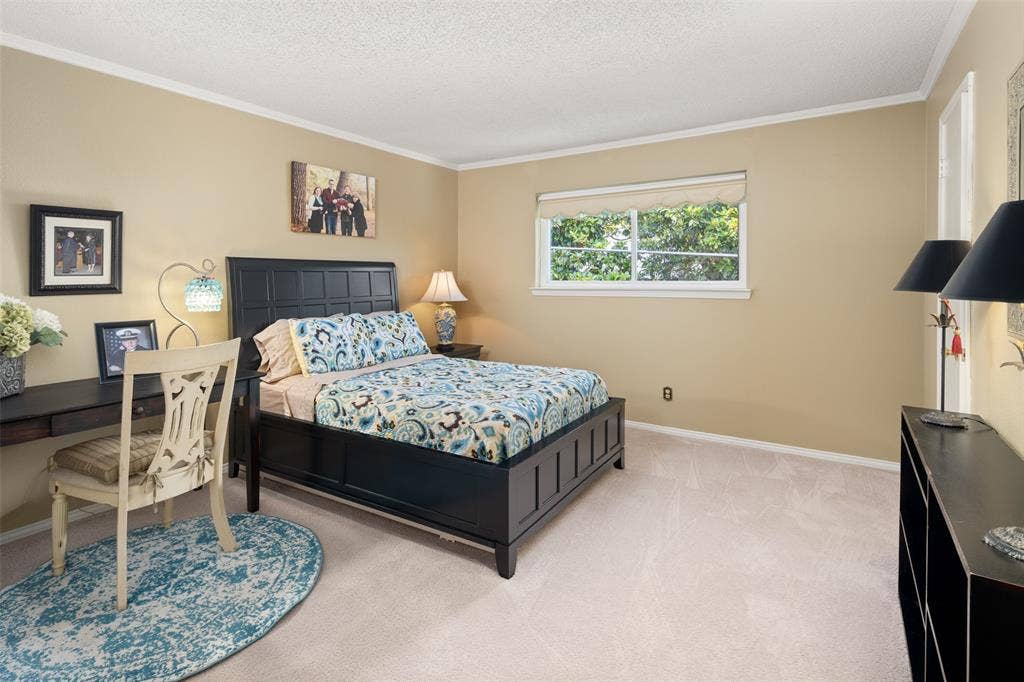 5915 Copperwood Lane, #1141, Dallas, TX 75248 2nd Bedroom w-EnSuite Bath & Walk-In Closet