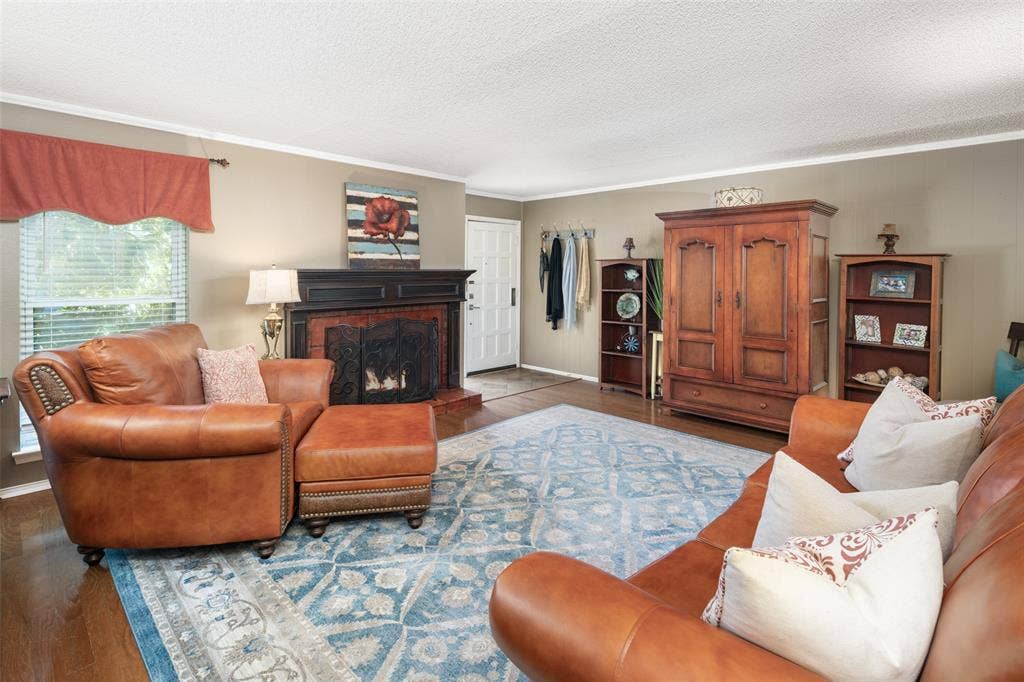 5915 Copperwood Lane, #1141, Dallas, TX 75248 Family-Living Room w-Woodburning Fireplace