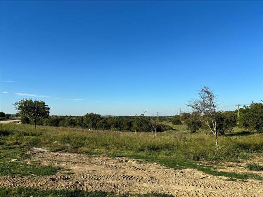 Property photo for 2401 True Grit Way, Cresson, TX