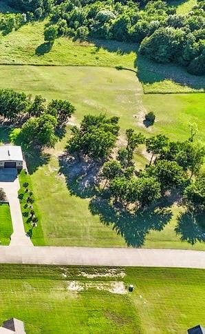 Property photo for 1409 Shadow Lakes Drive, Wills Point, TX