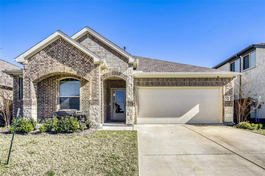 Property photo for 3216 Blossom Trail, Crandall, TX