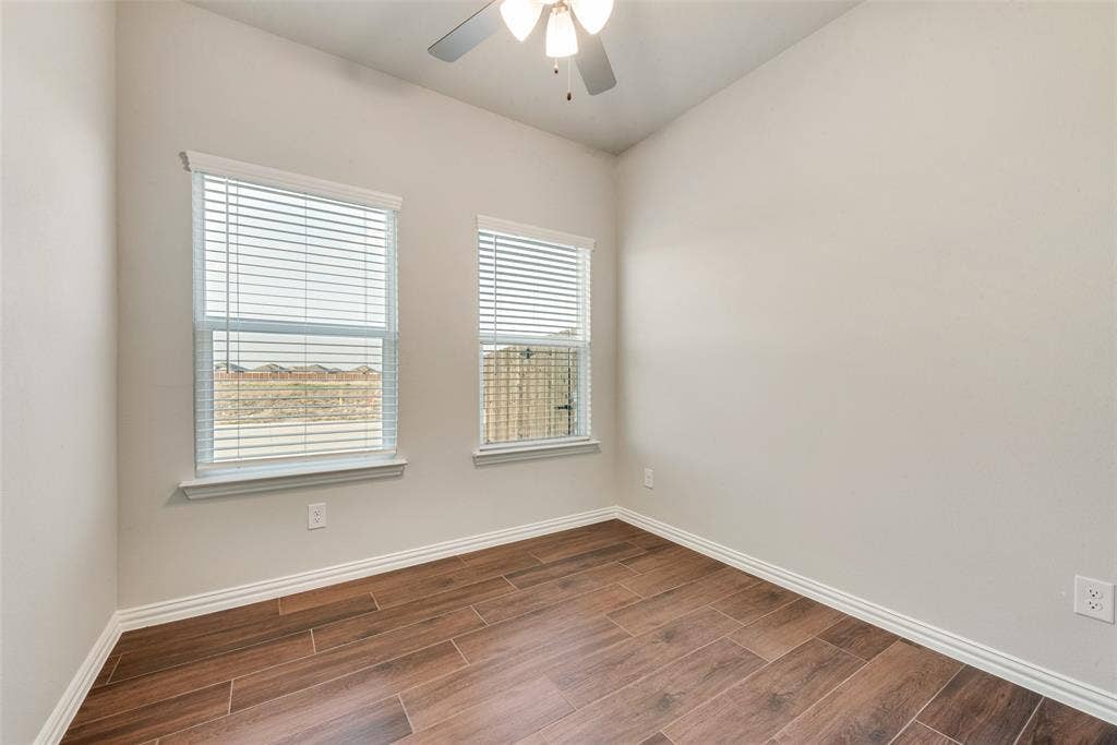 265 Sutter Mill Road, Saginaw, TX 76131 STOCK PHOTO