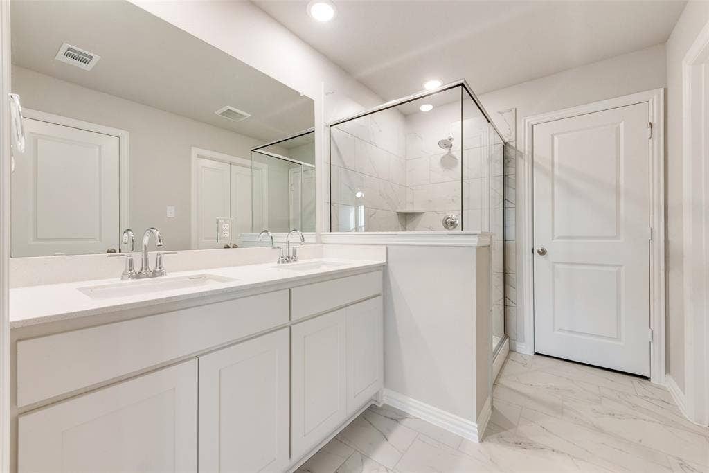 265 Sutter Mill Road, Saginaw, TX 76131 STOCK PHOTO