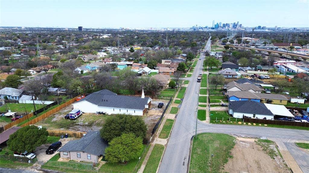 2519 S Denley Drive, Dallas, TX 75216 2519 S Denley Drive, Dallas, TX 75216