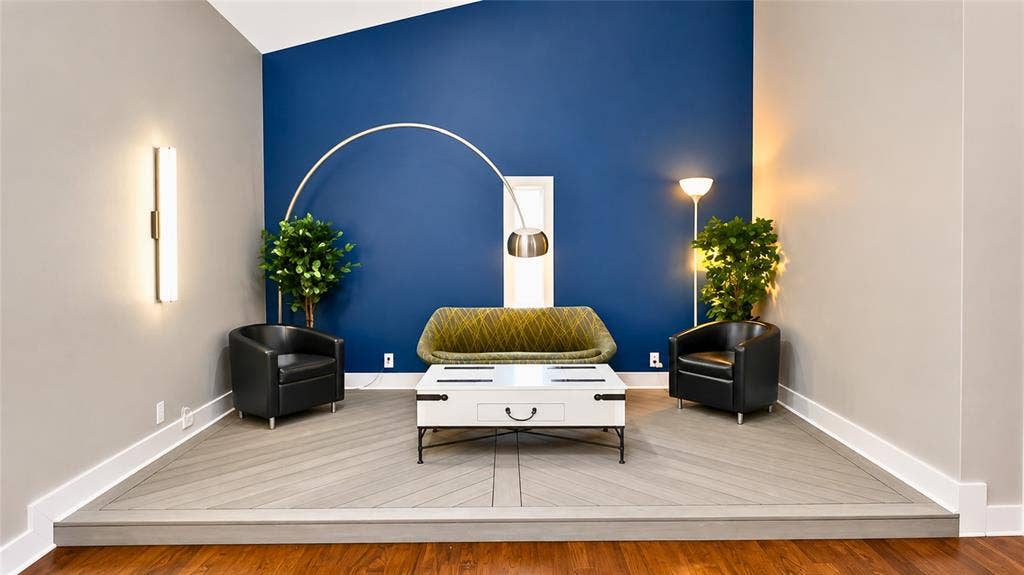 2519 S Denley Drive, Dallas, TX 75216 2519 S Denley Drive, Dallas, TX 75216