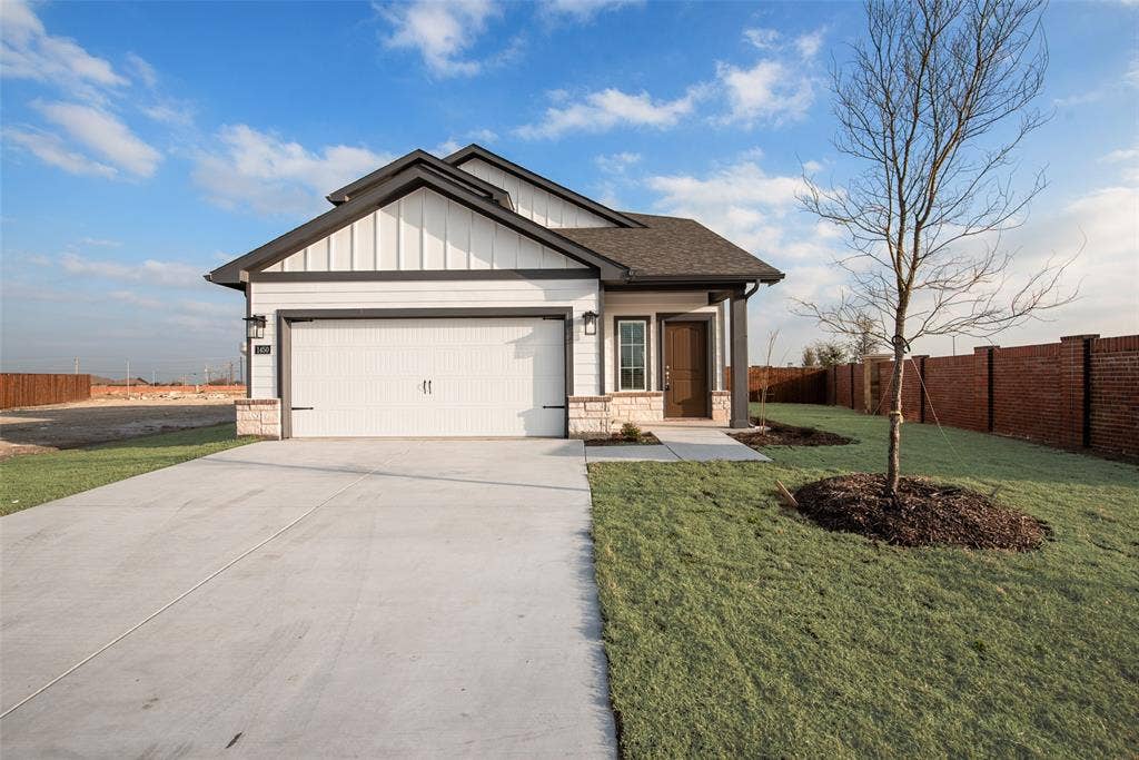 276 Sutter Mill Road, Saginaw, TX 76131 STOCK PHOTO