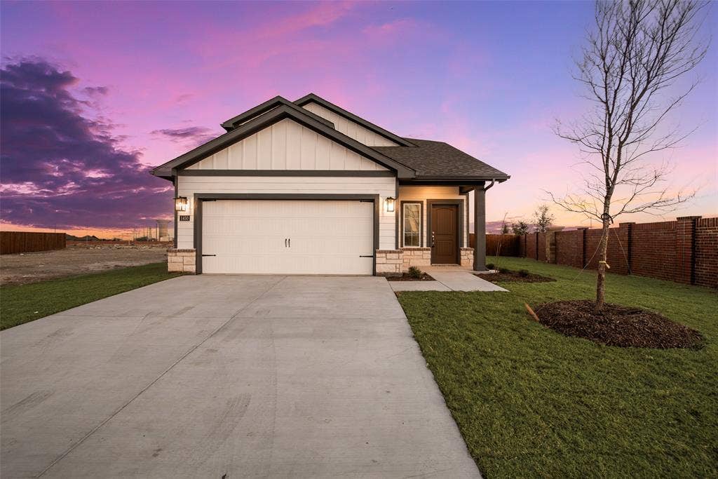 276 Sutter Mill Road, Saginaw, TX 76131 STOCK PHOTO
