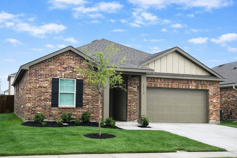 Property photo for 10312 Bridgetown Lane, Fort Worth, TX