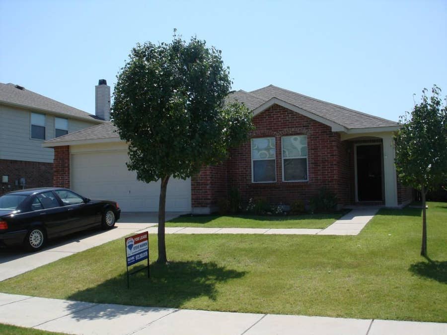 Property photo for 721 Pickwick Lane, Wylie, TX