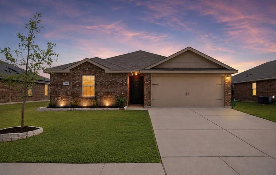 Property photo for 602 Iron Hill Lane, Royse City, TX