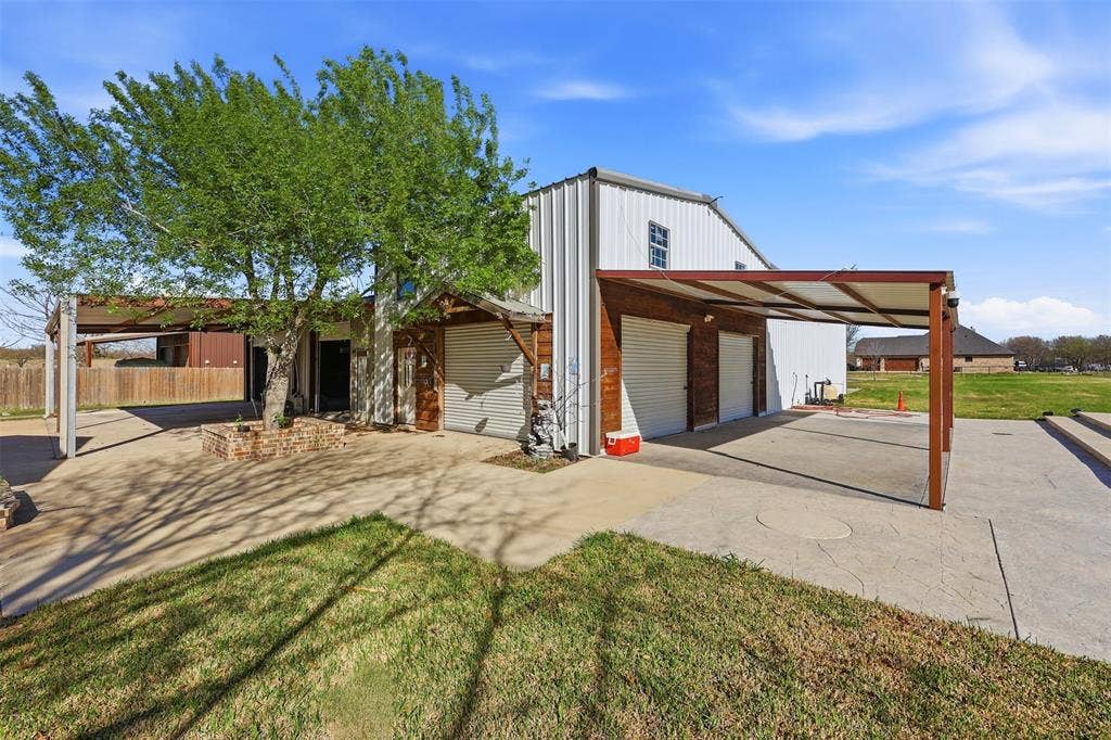 113 Mulkey Road, Waxahachie, TX 75167 View of Shop