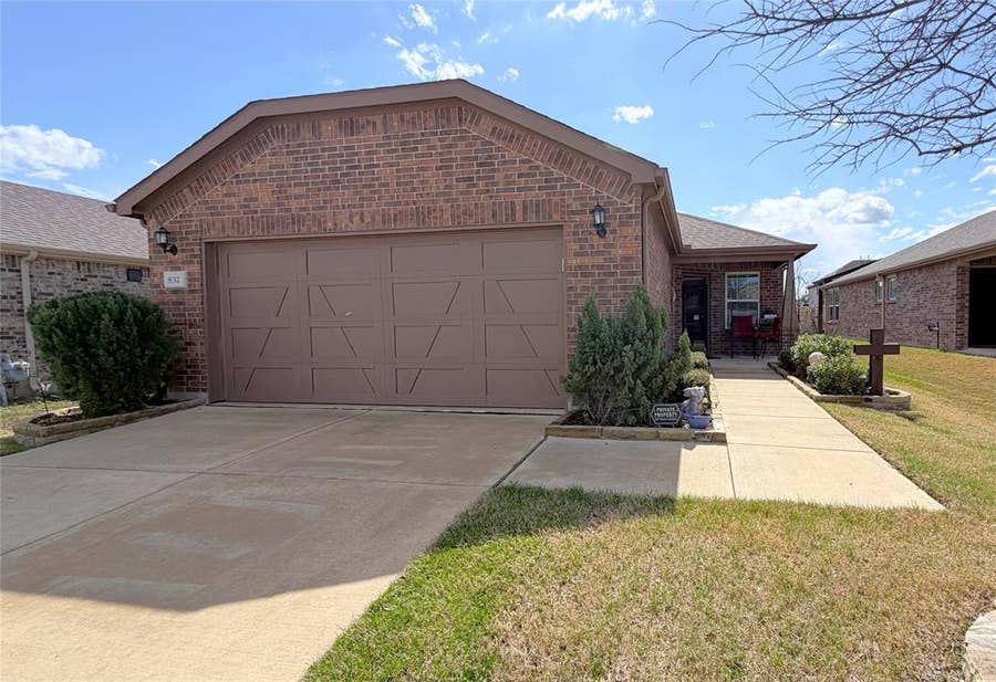Property photo for 832 Rough Hollow Drive, McKinney, TX
