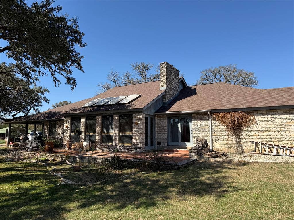 115 Woodland Road, Kerrville, TX 78028 115 Woodland Road, Kerrville, TX 78028