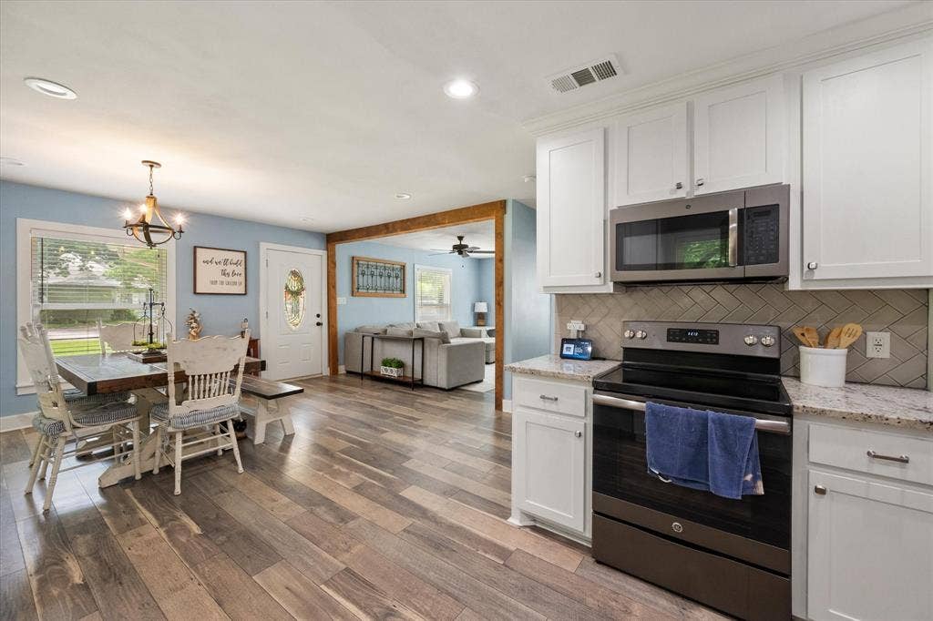 516 E Ross Street, Waxahachie, TX 75165 516 E Ross Street, Waxahachie, TX 75165