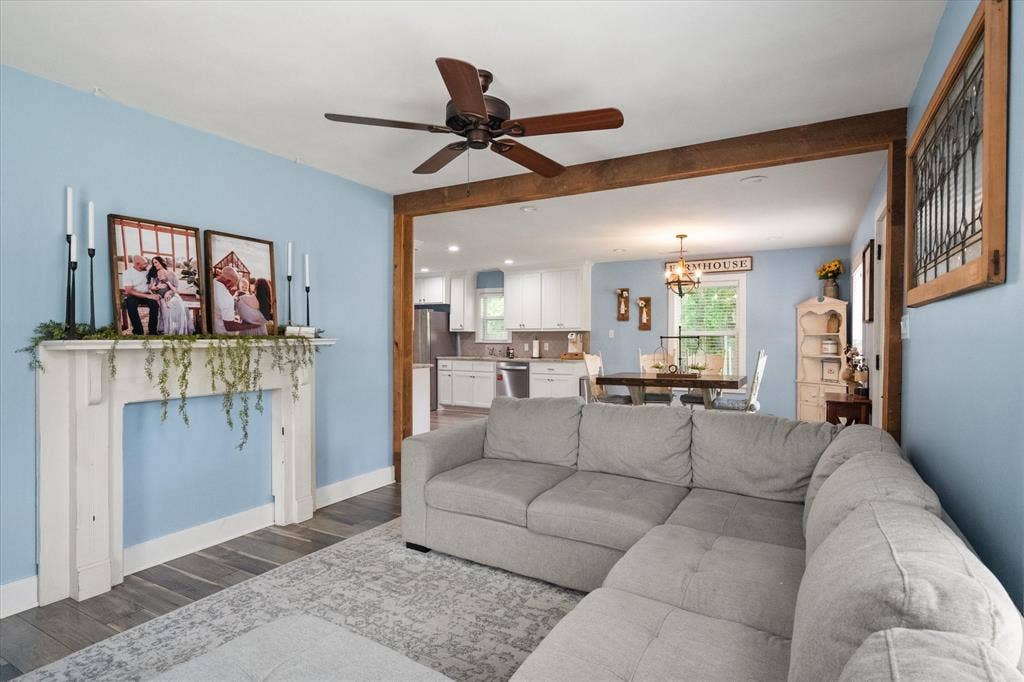 516 E Ross Street, Waxahachie, TX 75165 516 E Ross Street, Waxahachie, TX 75165