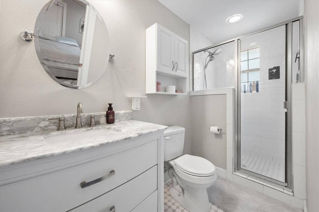 516 E Ross Street, Waxahachie, TX 75165 516 E Ross Street, Waxahachie, TX 75165