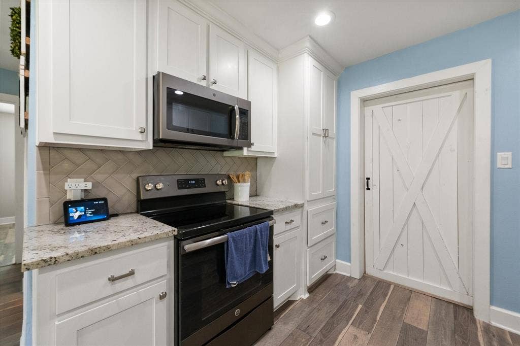 516 E Ross Street, Waxahachie, TX 75165 516 E Ross Street, Waxahachie, TX 75165