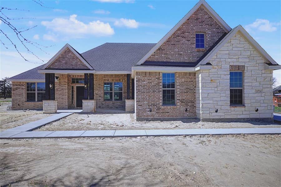 Property photo for 10714 Karol Jean Way, Quinlan, TX