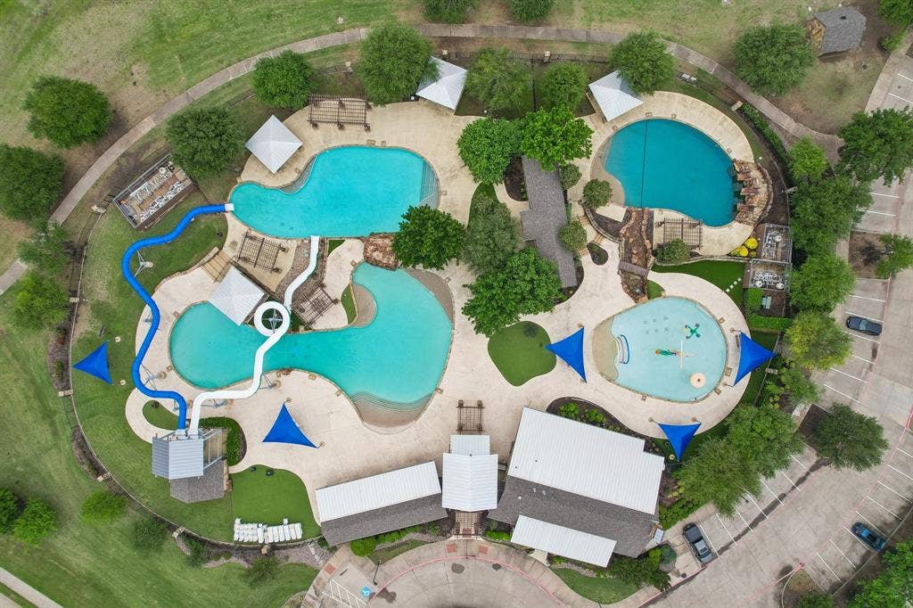 820 Wimberly Circle, McKinney, TX 75072 Community pools