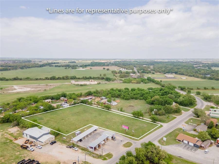 Property photo for 2770 Fall Creek, Granbury, TX
