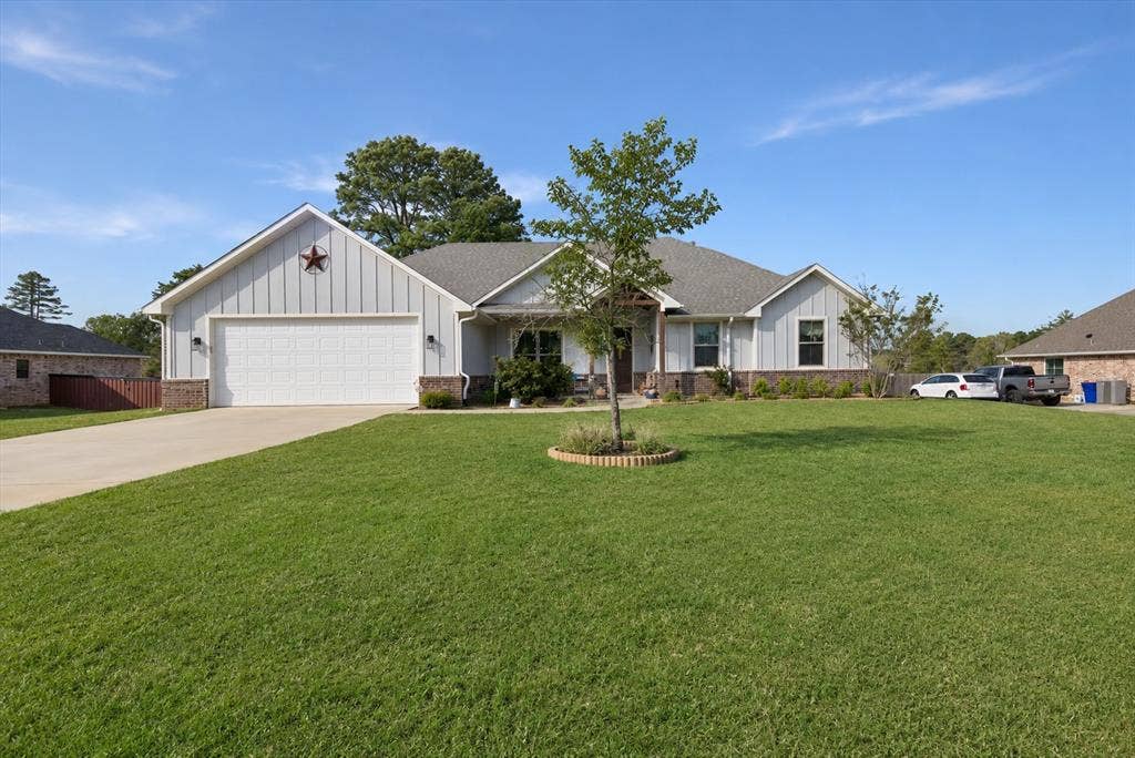 18341 Timber Oaks Drive, Lindale, TX 75771 18341 Timber Oaks Drive, Lindale, TX 75771
