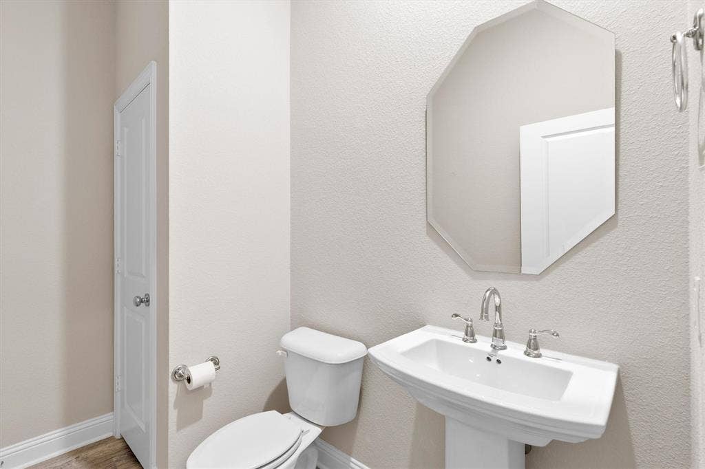 576 Spruce Trail, Forney, TX 75126 576 Spruce Trail, Forney, TX 75126