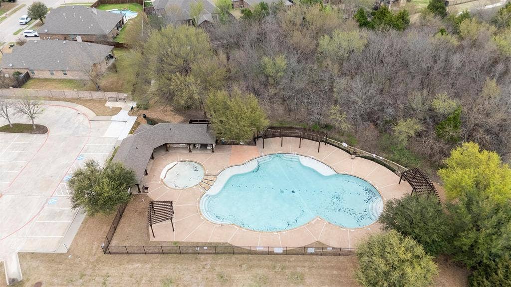 576 Spruce Trail, Forney, TX 75126 Community Pool