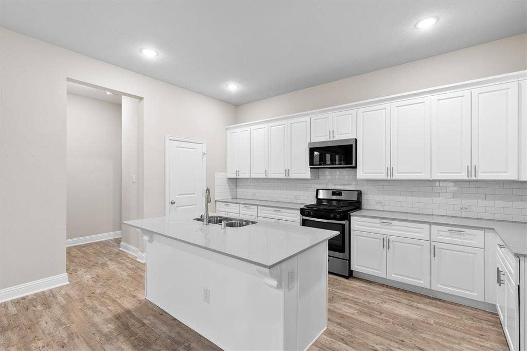 576 Spruce Trail, Forney, TX 75126 576 Spruce Trail, Forney, TX 75126